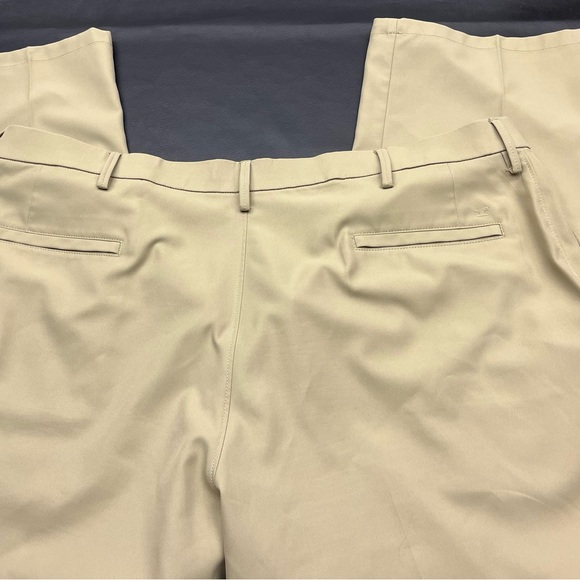 Men’s Haggar dress pants - Size 42/30 - Gently worn - Picture 2 of 8